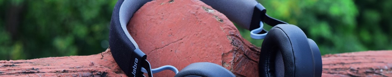 Køb julegaverne hos Av-Cables.dk, og få dag til dag-levering på alt fra trådløse headsets til PlayStation 5-controllere